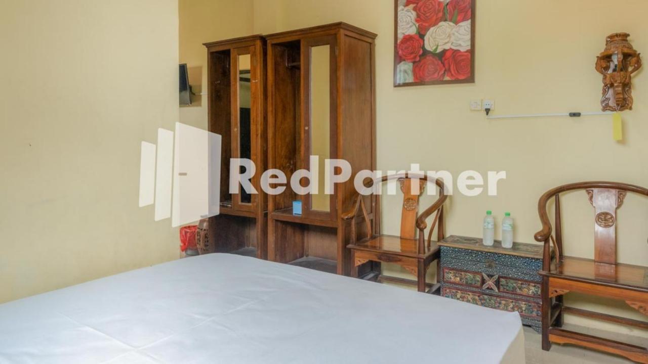 Vandhela Homestay Syariah Mitra Reddoorz Surabaya Esterno foto